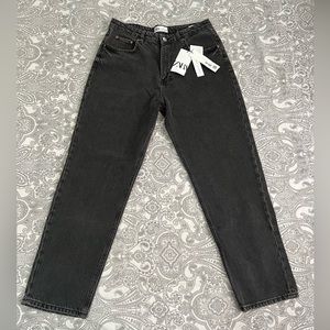 Zara The 90s Mom Fit Jeans